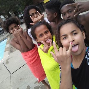 Meet your Posher, Aj